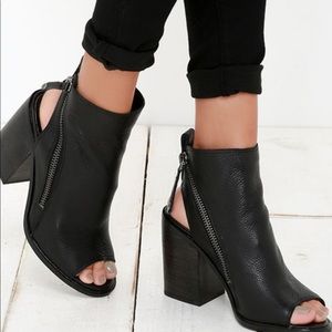 Dolce vita black leather peep toe ankle booties
